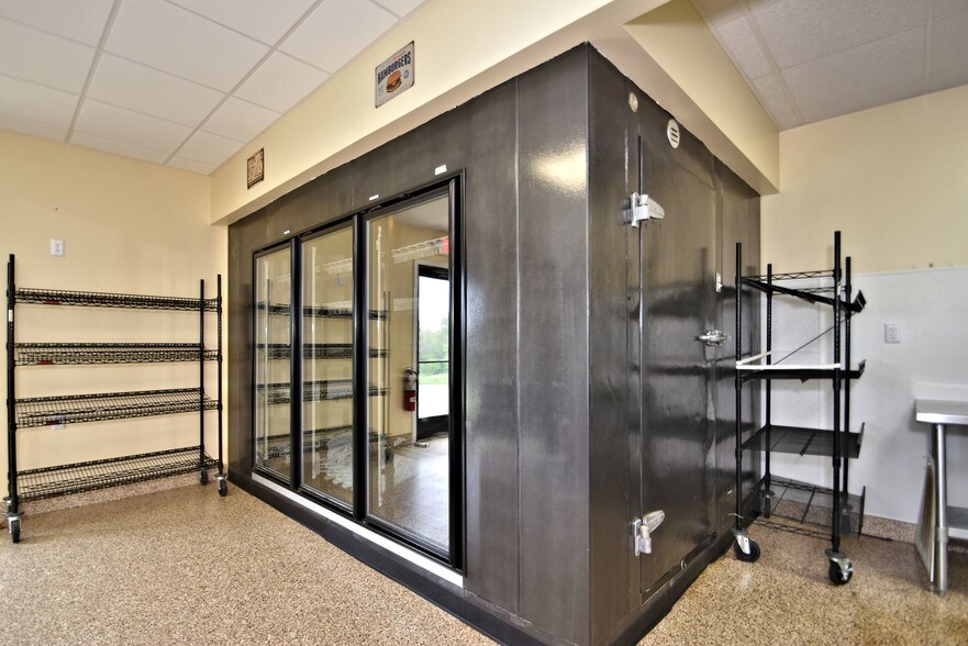 More Photos Of 397 Swamp Pike, Schwenksville Restaurant For Sale