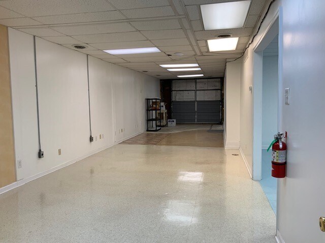 More Photos Of 331-348 Robinson Ln, Wilmington Light Distribution For Lease