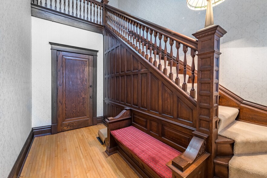 More Photos Of 550 S 1st Ave, Wausau Multifamily For Sale