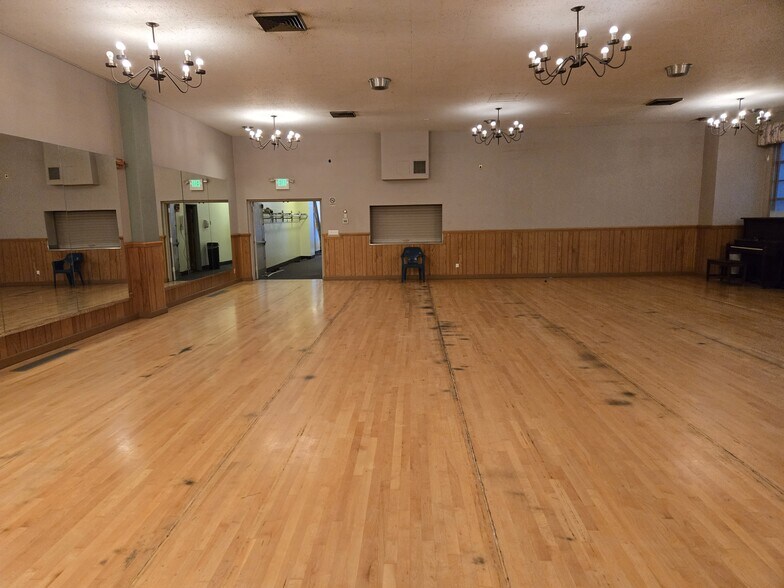 More Photos Of 714 SW 11th Ave, Portland Loft Creative Space For Lease