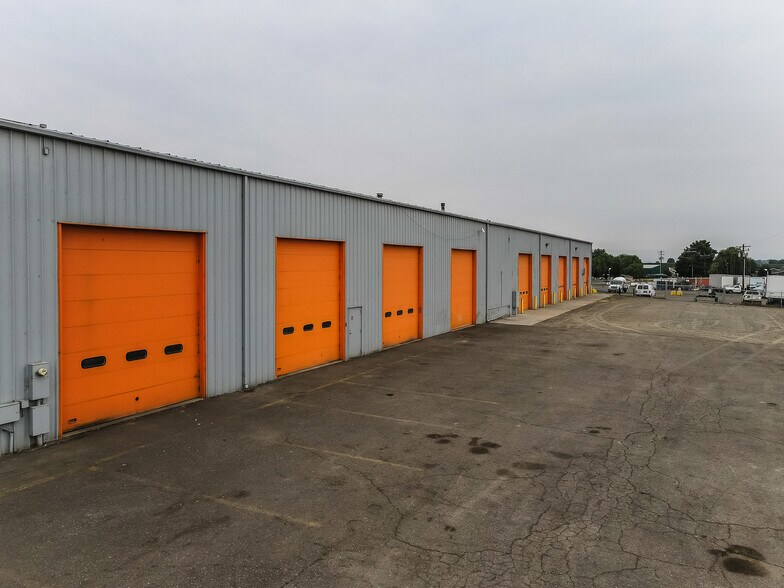 More Photos Of 501 Stover Rd, Grandview Industrial For Sale