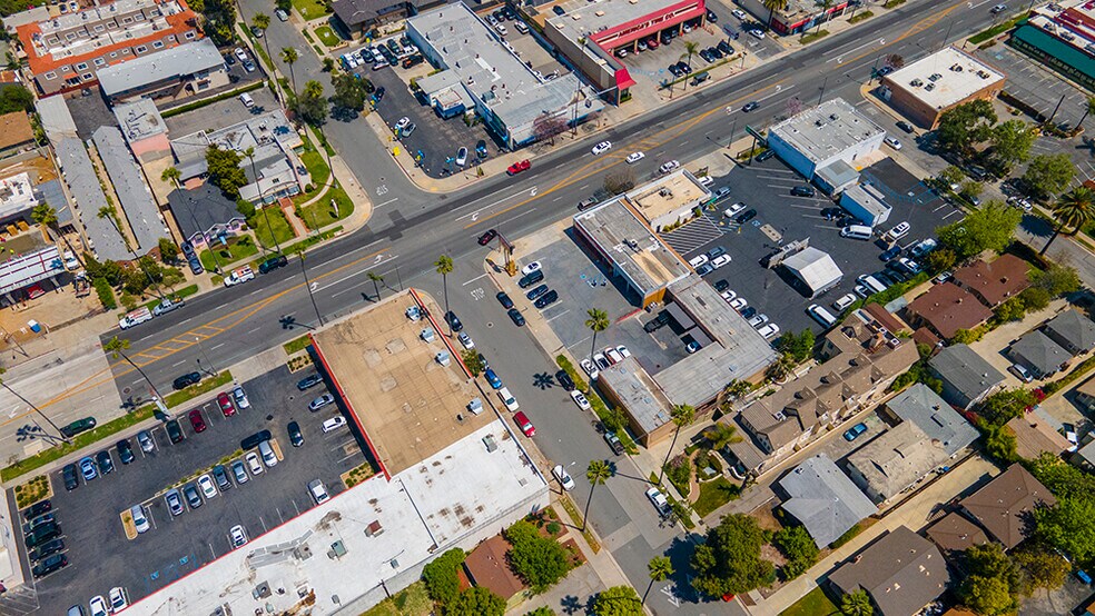 More Photos Of 1880 E Colorado Blvd, Pasadena Auto Repair For Sale