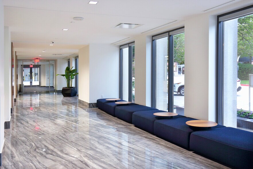 More Photos Of 8401 N Central Expy, Dallas Office For Lease