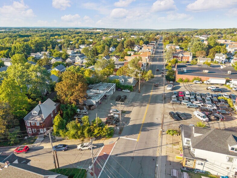 More Photos Of 1907 Van Vranken Ave, Schenectady Auto Repair For Sale