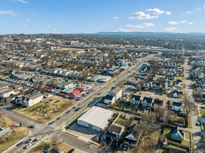 More Photos Of 5101 Kentucky Ave, Nashville Office For Sale