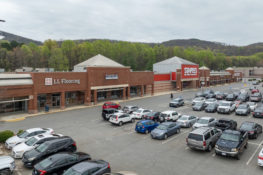 More Photos Of 3700 Candlers Mountain Rd, Lynchburg Unknown For Lease