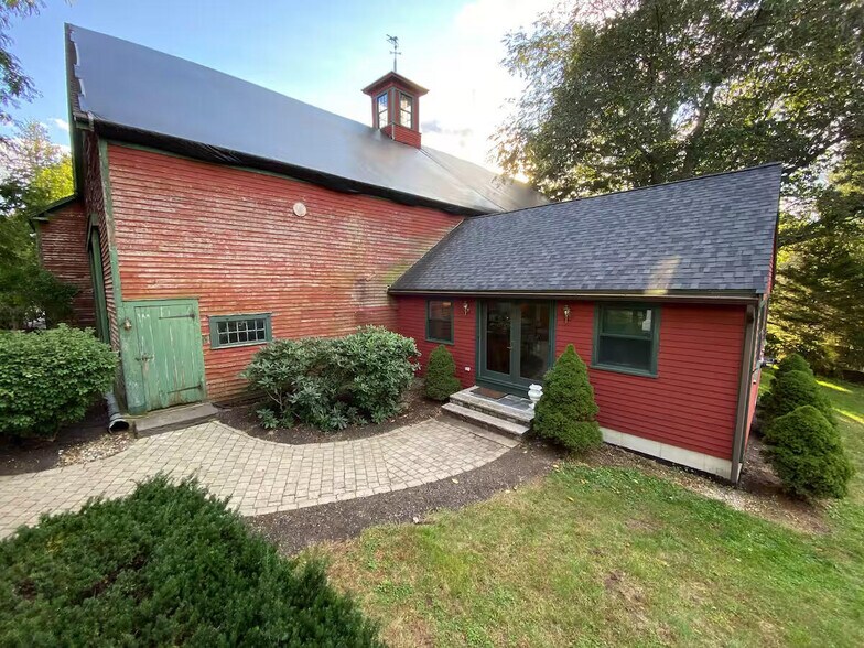 More Photos Of 11 Marbleridge Rd, North Andover Specialty For Sale