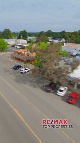 Primary Photo Of 20832 Front St, Cottonwood General Retail For Sale