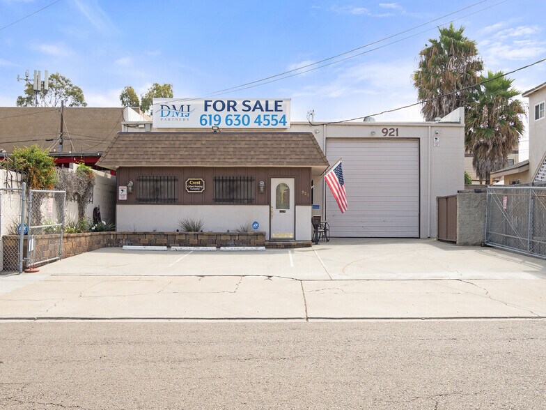 More Photos Of 921 Coolidge Ave, National City Light Manufacturing For Sale