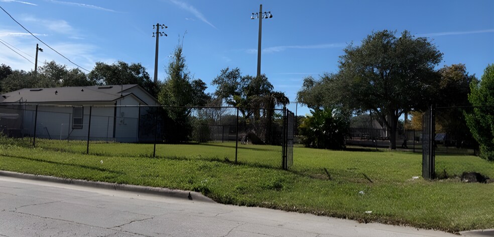 More Photos Of 920 S Carter St, Orlando Land For Sale