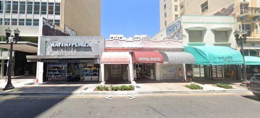 Primary Photo Of 26-32 NE 1st Ave, Miami Storefront For Sale