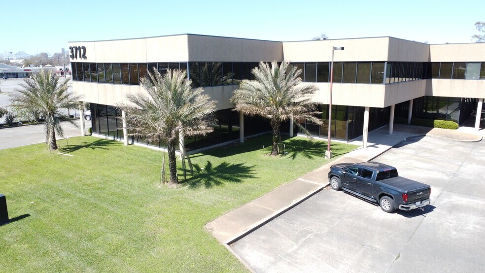 Primary Photo Of 3712 MacArthur Blvd, New Orleans Medical For Lease