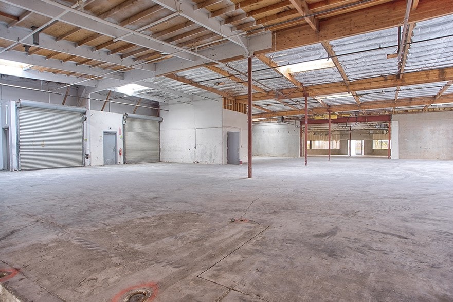 More Photos Of 6162 Nancy Ridge Dr, San Diego Showroom For Sale