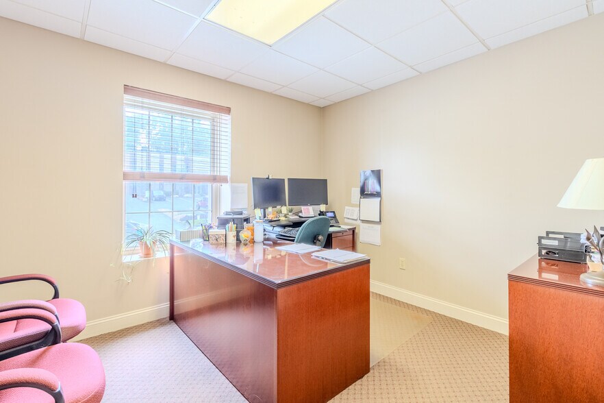 More Photos Of 2703 Mosside Blvd, Monroeville Medical For Lease