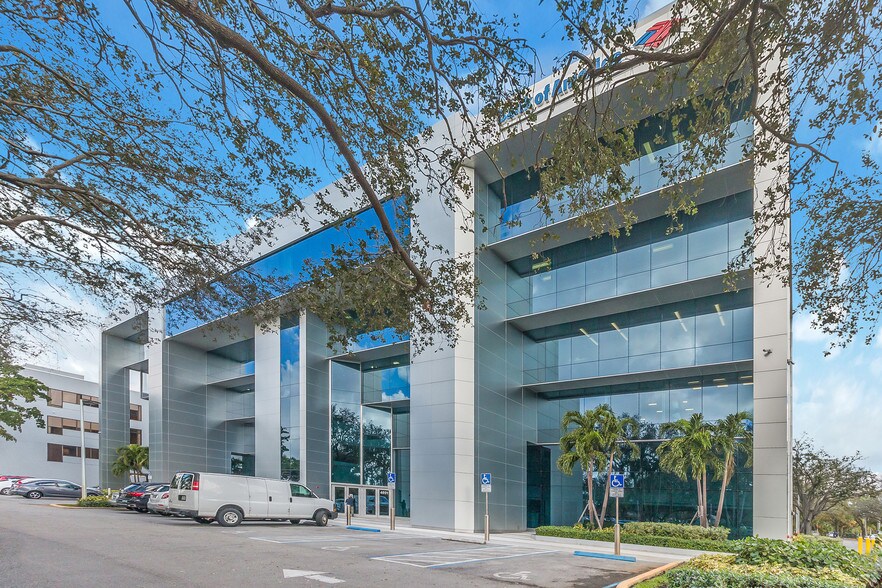 4601 Sheridan St, Hollywood, FL 33021 Office For Lease