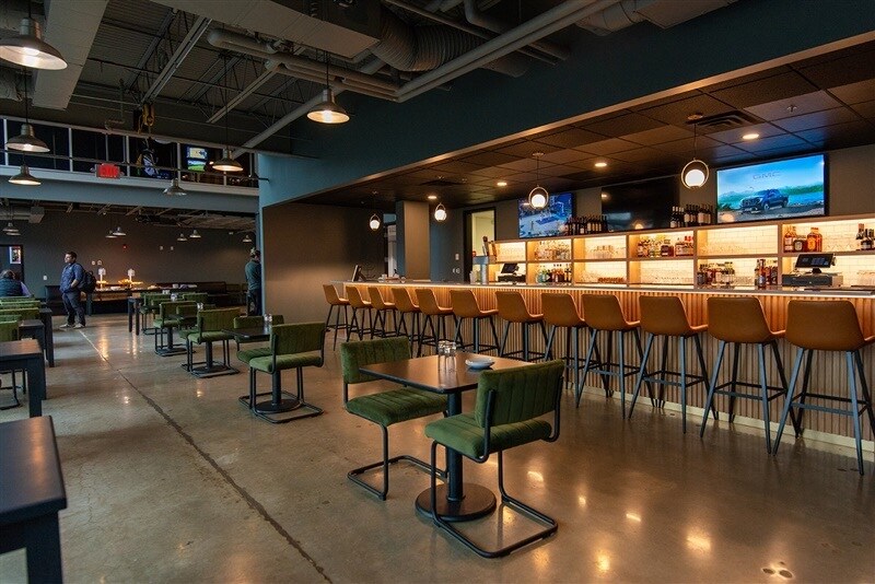 More Photos Of 7807 Creekridge Cir, Bloomington Office For Sale