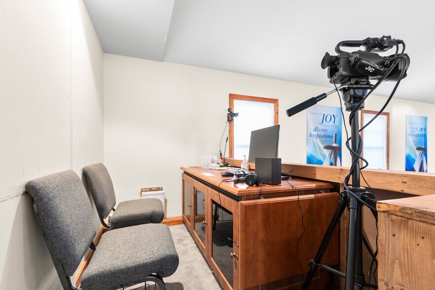 More Photos Of 378 John Tucker Rd, Madison Specialty For Sale