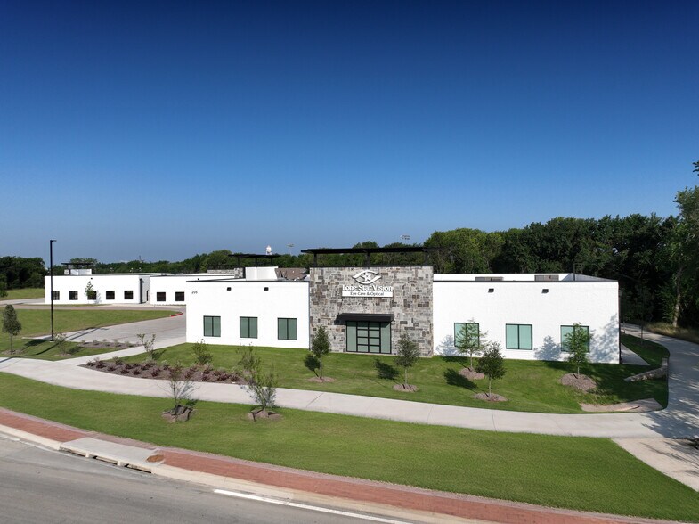 More Photos Of 235 S Preston Rd, Celina Medical For Lease