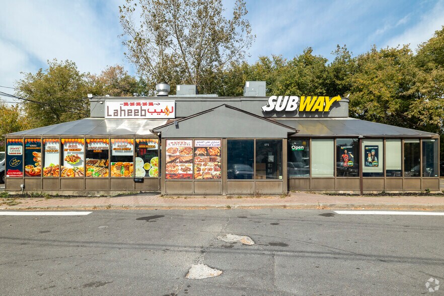 More Photos Of 973 Montreal Rd, Ottawa Fast Food For Sale