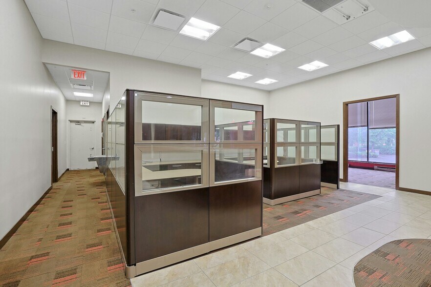 More Photos Of 1-3 Cavalry Dr, New City Storefront Retail Office For Lease