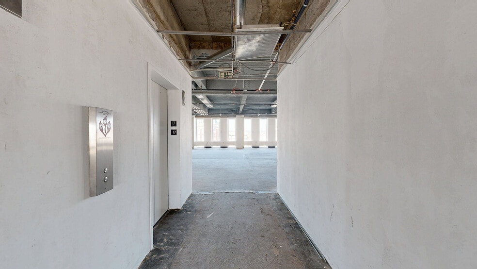 More Photos Of 1 N Charles St, Baltimore Office For Sale