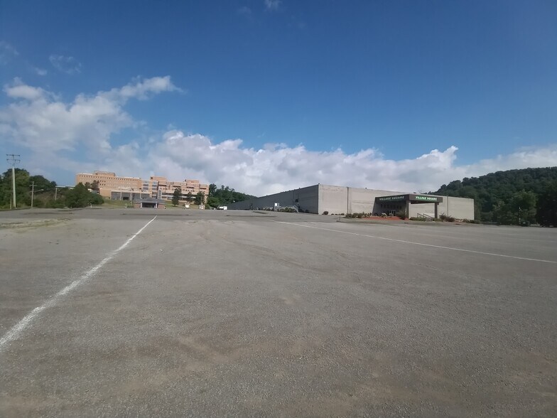 More Photos Of 1489 Milford St, Clarksburg Office For Sale