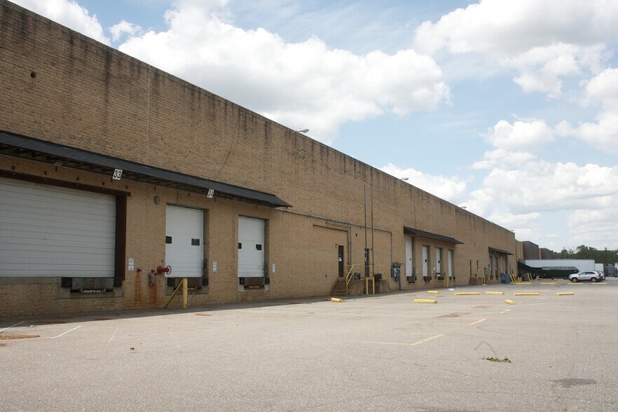 Primary Photo Of 2901 Bells Rd, Richmond Distribution For Lease