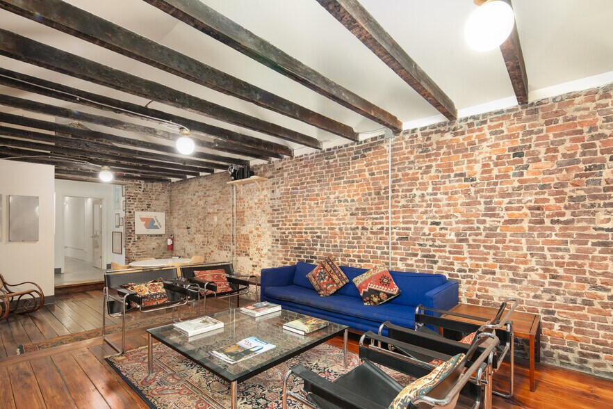 More Photos Of 169-171 N Limestone, Lexington Loft Creative Space For Sale
