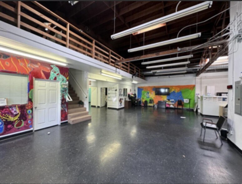 More Photos Of 3827 W Rosecrans Ave, Hawthorne Storefront For Lease