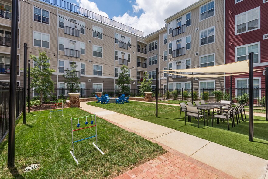 More Photos Of 1901 West St, Annapolis Apartments For Lease