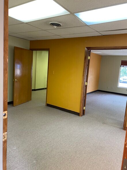 More Photos Of 6055 Lehman Dr, Colorado Springs Office For Lease
