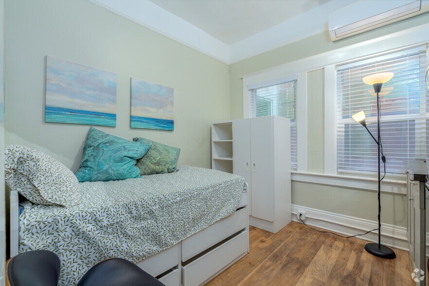 More Photos Of 1010 10th St, Sacramento Apartments For Sale
