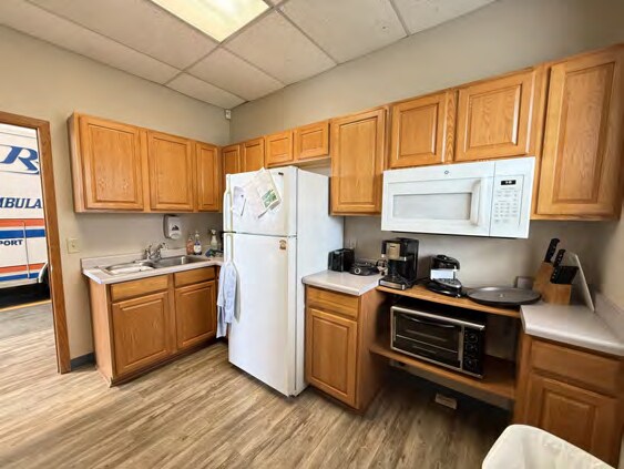 More Photos Of 1007 Jerome Ave, Janesville Service For Sale