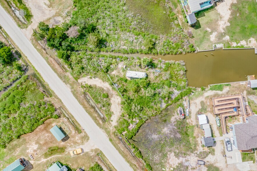 More Photos Of 0 Swan St, Hitchcock Land For Sale