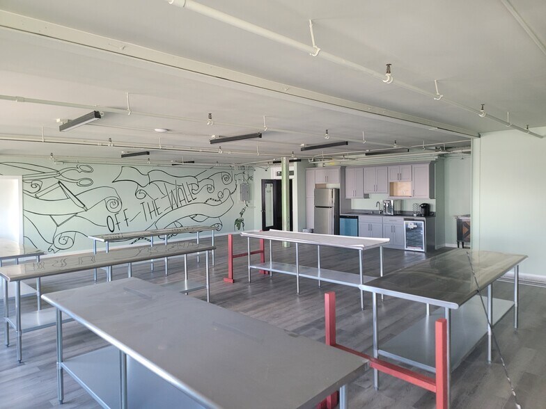 More Photos Of 145 Water St, Norwalk Light Manufacturing For Sale