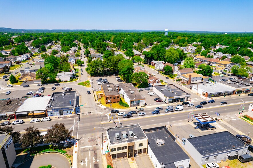 More Photos Of 26-07 Broadway, Fair Lawn Office For Lease