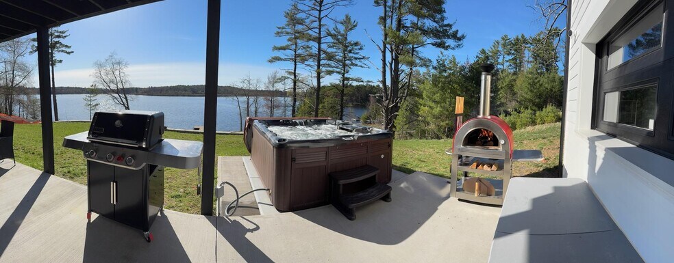 More Photos Of 286 Lakeview Drive Rd, Highland Lake Specialty For Sale