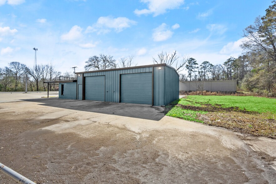 More Photos Of 407 S Home St, Corrigan Auto Dealership For Lease