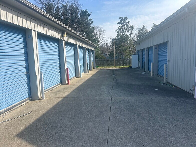 More Photos Of 1631-1633 Toledo Rd, Elkhart Auto Dealership For Sale