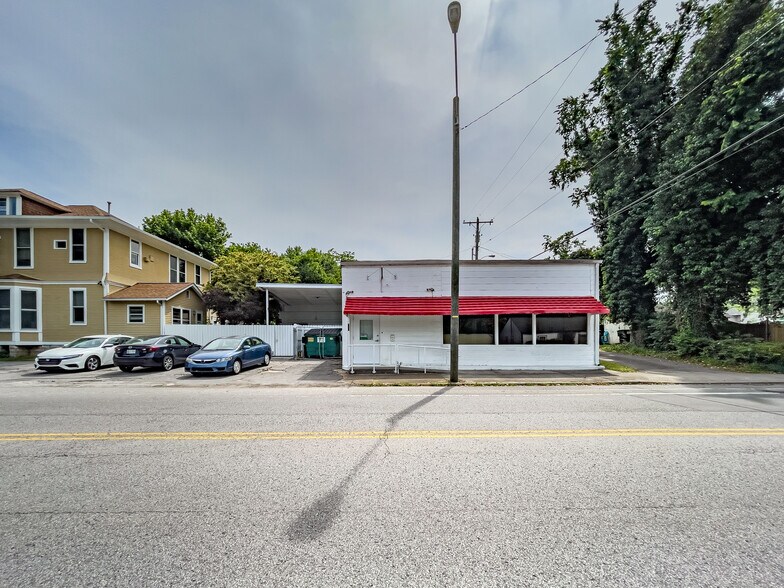 Primary Photo Of 306 46th Ave N, Nashville Storefront Retail Residential For Lease