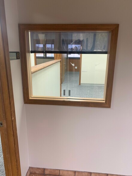 More Photos Of 25000 N River Rd, Harrison Township General Retail For Lease