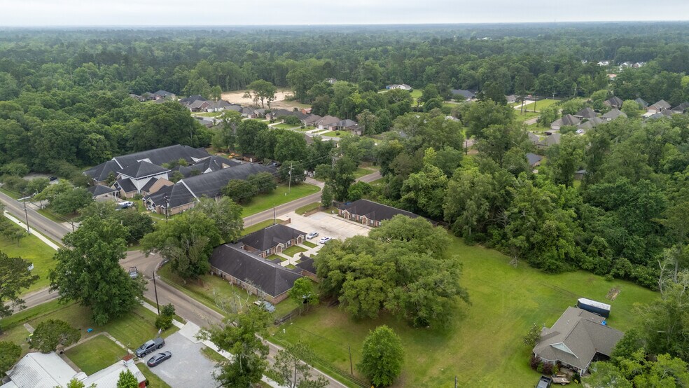 More Photos Of 1300 S Range Rd, Hammond Apartments For Sale