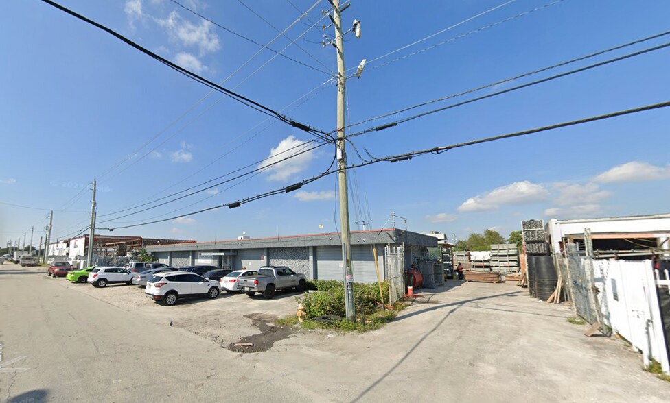More Photos Of 1001 NW 72nd St, Miami Industrial For Sale