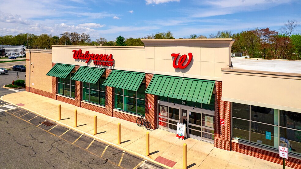 More Photos Of 190 Baldwin Rd, Parsippany General Retail For Lease