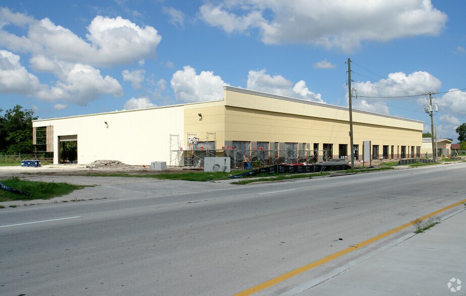 More Photos Of 6208 S Orange Ave, Orlando Flex For Lease
