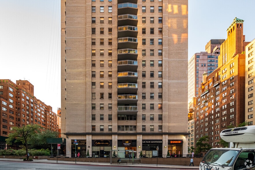 More Photos Of 400-416 E 56th St, New York Apartments For Sale