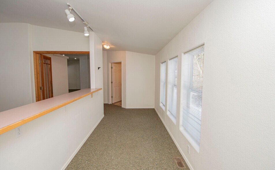 More Photos Of 6885 Bauman St, Bonners Ferry Office Residential For Lease