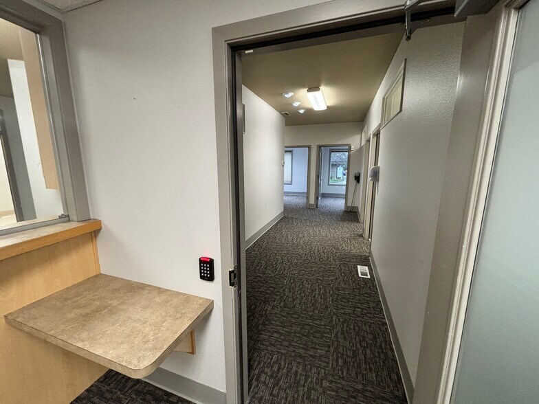 More Photos Of 1515-1535 Liberty St SE, Salem Medical For Lease