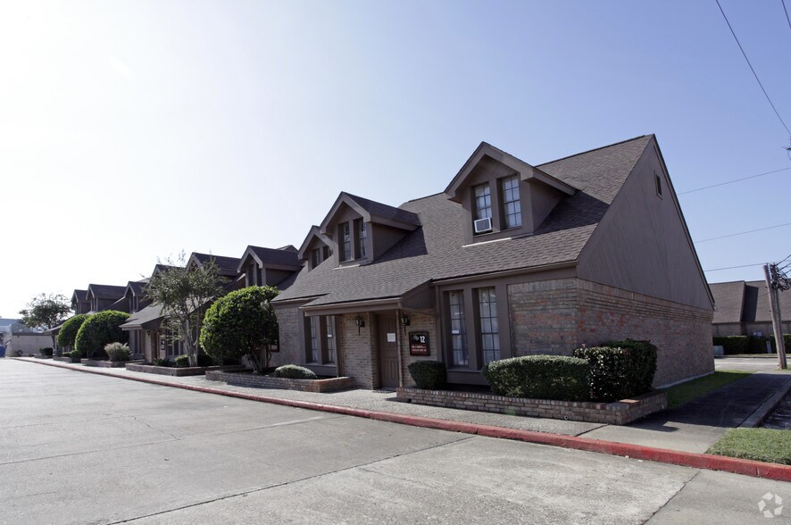 More Photos Of 6910 Bellaire Blvd, Houston Medical For Sale