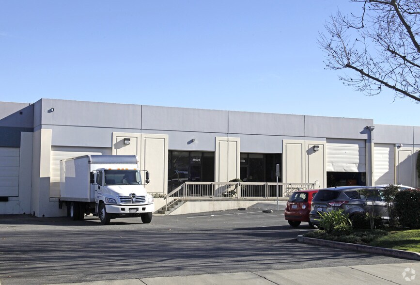 More Photos Of 25024-25026 Viking St, Hayward Manufacturing For Sale